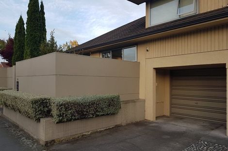 Photo of property in 150 Straven Road, Fendalton, Christchurch, 8014