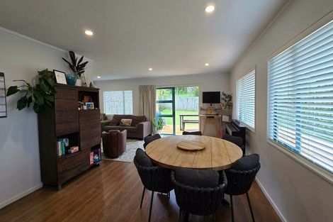 Photo of property in 21 Robinia Place, Snells Beach, 0920
