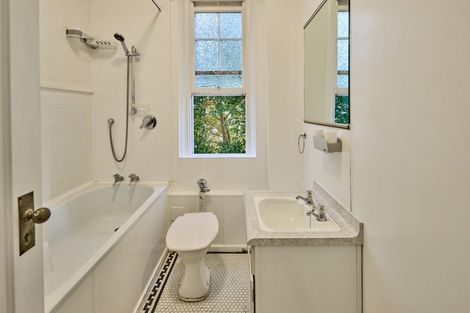 Photo of property in Blythswood Flats, 7/3 Aro Street, Aro Valley, Wellington, 6021