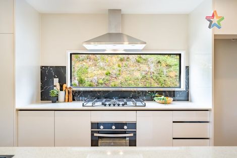 Photo of property in 2 Te Ara O Tahumate, Stokes Valley, 5019