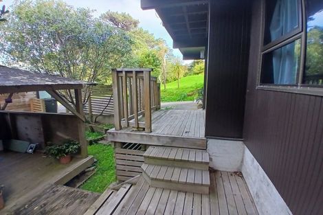 Photo of property in 3 Tree Top Lane, Paparangi, Wellington, 6037