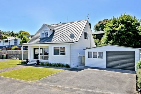 Photo of property in 12 Colquhoun Place, Dinsdale, Hamilton, 3204