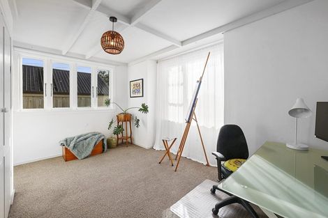 Photo of property in 4 Dartmoor Avenue, Westown, New Plymouth, 4310