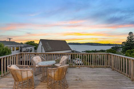 Photo of property in 23 Melandra Road, Stanmore Bay, Whangaparaoa, 0932