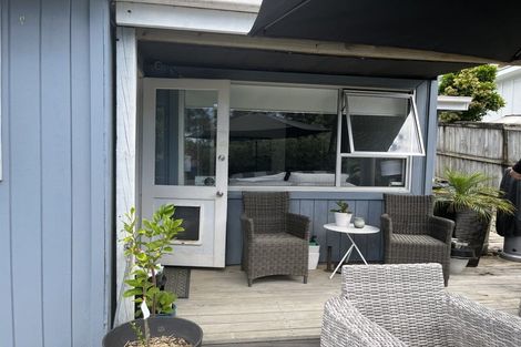 Photo of property in 13 Rata Road, Stanmore Bay, Whangaparaoa, 0932