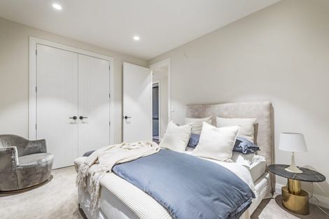 Photo of property in 1a Tiri Road, Takapuna, Auckland, 0620