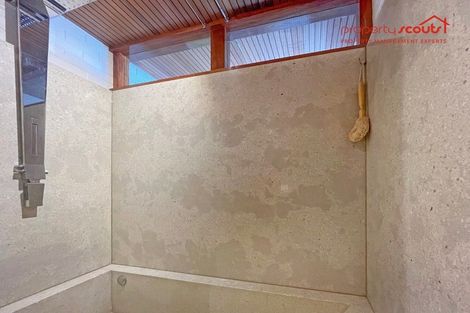 Photo of property in Seaview Apartments, 5/64 Milford Road, Milford, Auckland, 0620