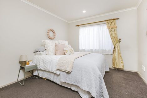 Photo of property in 10d Evans Road, Weymouth, Auckland, 2103