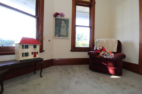 Photo of property in 66 Timaru Road, Waimate, 7924
