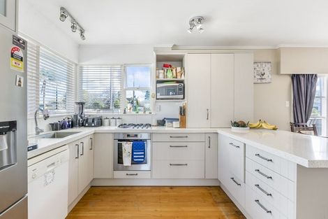 Photo of property in 5a Melanie Place, Orewa, 0931