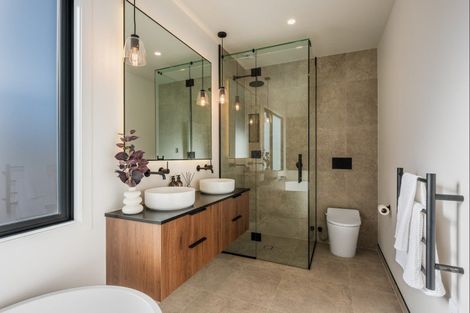 Photo of property in 18 Mason Street, Wanaka, 9305