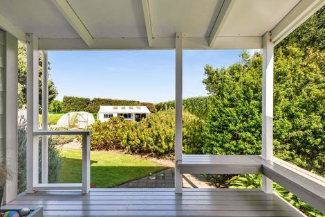 Photo of property in 183 Tasman Street, Opunake, 4616