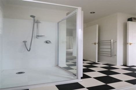 Photo of property in 39 Raymond Street, West End, Timaru, 7910