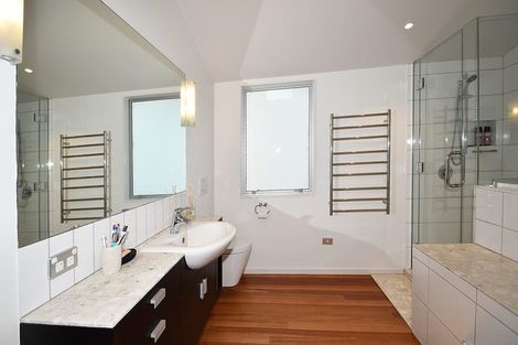 Photo of property in 9 Domain Crescent, Muriwai, Waimauku, 0881