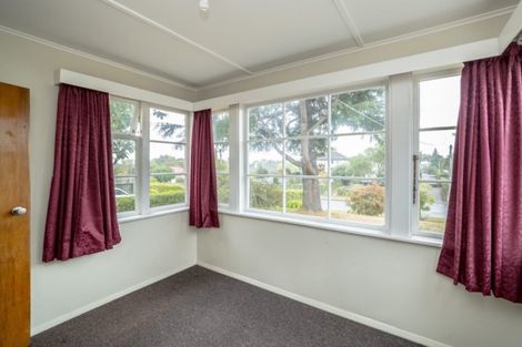 Photo of property in 10 Stamford Place, Lansdowne, Masterton, 5810