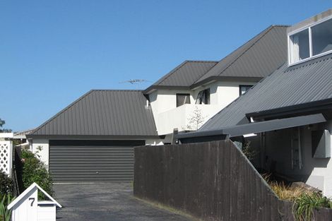 Photo of property in 7 Goodall Place, Redwood, Christchurch, 8051