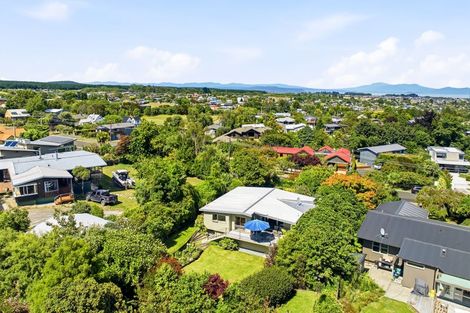 Photo of property in 48 Chesham Avenue, Waipahihi, Taupo, 3330
