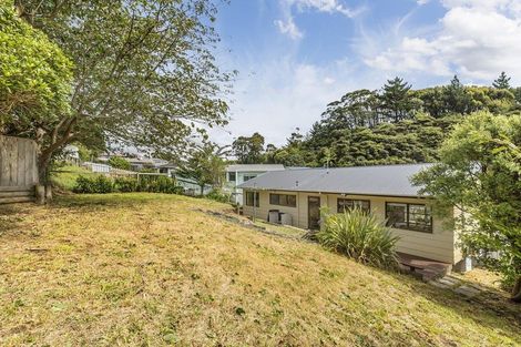 Photo of property in 68 Omapere Street, Whitby, Porirua, 5024