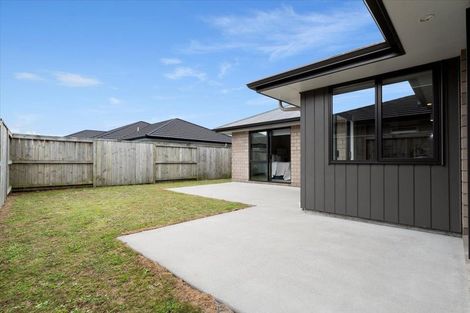Photo of property in 225 Te Okuroa Drive, Papamoa, 3118