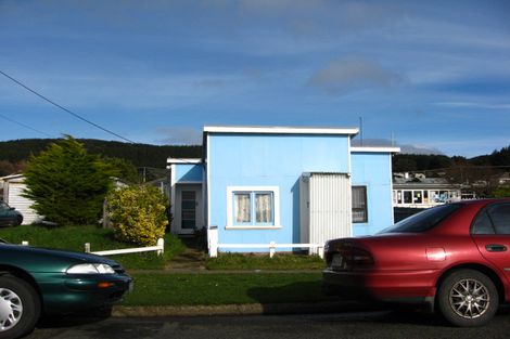 Photo of property in 140 Foyle Street, Bluff, 9814