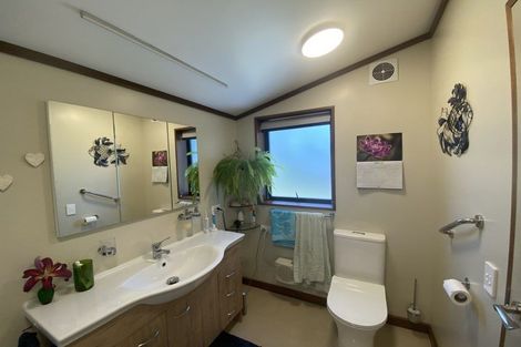 Photo of property in 6 Ewing Place, Albert Town, Wanaka, 9305