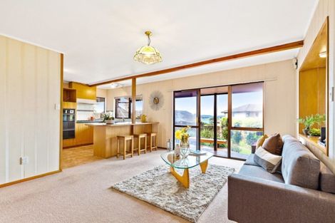 Photo of property in 9 Monet Grove, West Harbour, Auckland, 0618