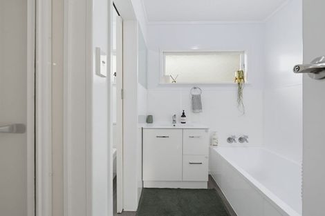 Photo of property in 50 Pandora Avenue, Sunnybrook, Rotorua, 3015