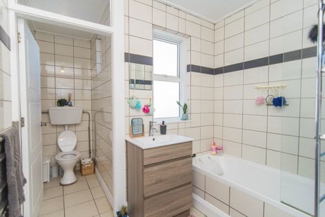 Photo of property in 60 Evans Street, Maori Hill, Timaru, 7910