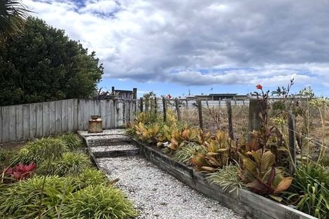 Photo of property in 39 Browns Drive, Waihi Beach, 3611