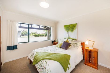 Photo of property in 44 Arnott Street, Maewa, Feilding, 4702