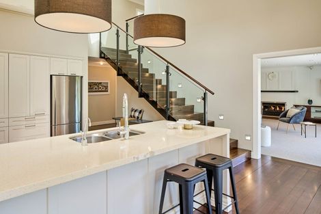 Photo of property in 5 Cheviot Road, Lowry Bay, Lower Hutt, 5013