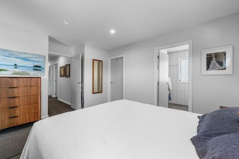 Photo of property in 12 Saint Thomas Avenue, Pyes Pa, Tauranga, 3112