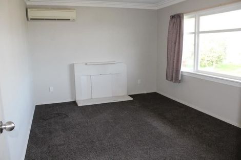 Photo of property in 3 Waldron Crescent, Green Island, Dunedin, 9018