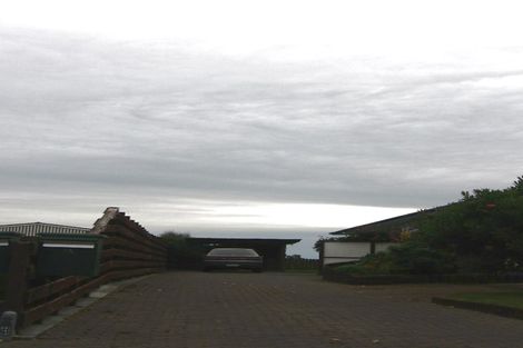 Photo of property in 3a Meadowbrook Drive, Cloverlea, Palmerston North, 4412