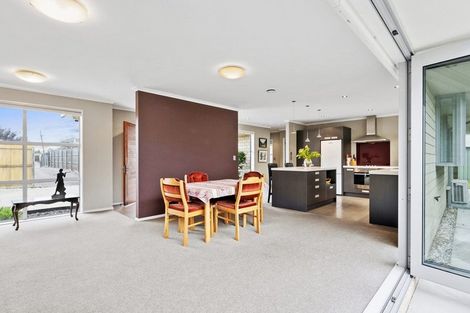 Photo of property in 36a Woodbury Street, Avonhead, Christchurch, 8042