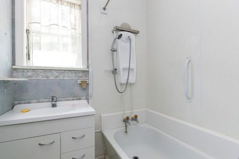 Photo of property in 369 Waiwhetu Road, Fairfield, Lower Hutt, 5011