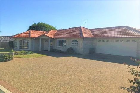 Photo of property in 9 Stableford Drive, Pyes Pa, Tauranga, 3112