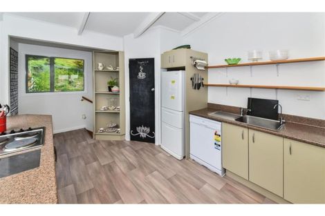 Photo of property in 127 Maunsell Road, Port Waikato, Tuakau, 2695