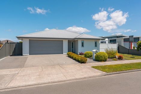 Photo of property in 15 Waimakariri Drive, Awatoto, Napier, 4110