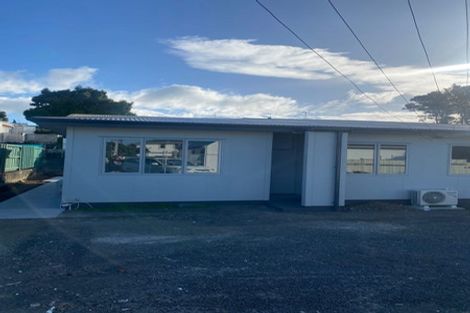 Photo of property in 40a Belt Road, Moturoa, New Plymouth, 4310