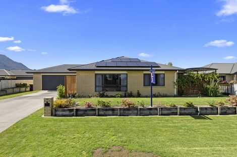 Photo of property in 14 Vogel Place, Te Aroha, 3320