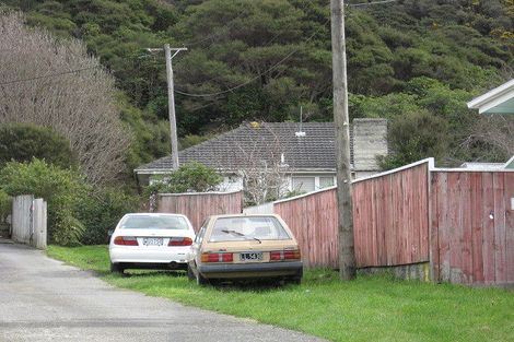 Photo of property in 133 Wellington Road, Wainuiomata, Lower Hutt, 5014