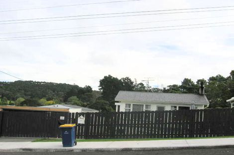Photo of property in 21 Matama Road, Glen Eden, Auckland, 0602