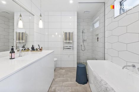 Photo of property in 47 Shandon Road, Vauxhall, Dunedin, 9013