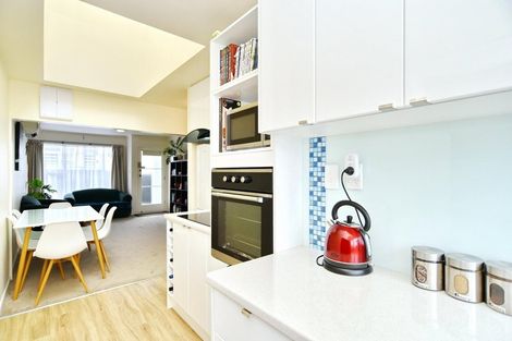 Photo of property in 3/6 Lonsdale Street, New Brighton, Christchurch, 8083