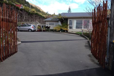 Photo of property in 8 Ocean View Terrace, Sumner, Christchurch, 8081