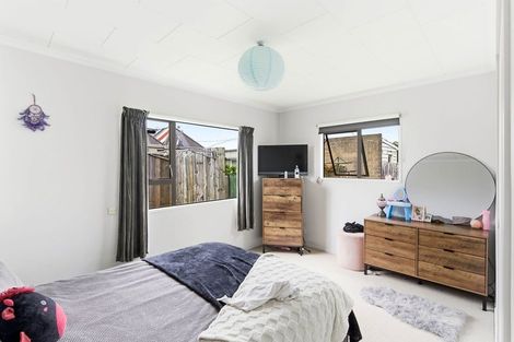 Photo of property in 13c Burns Street, South Dunedin, Dunedin, 9012