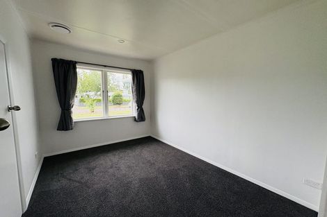 Photo of property in 17 Buick Crescent, Awapuni, Palmerston North, 4412