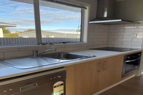 Photo of property in 16 Palermo Place, Clover Park, Auckland, 2023