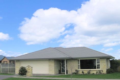 Photo of property in 13 Fairview Terrace, Waipahihi, Taupo, 3330